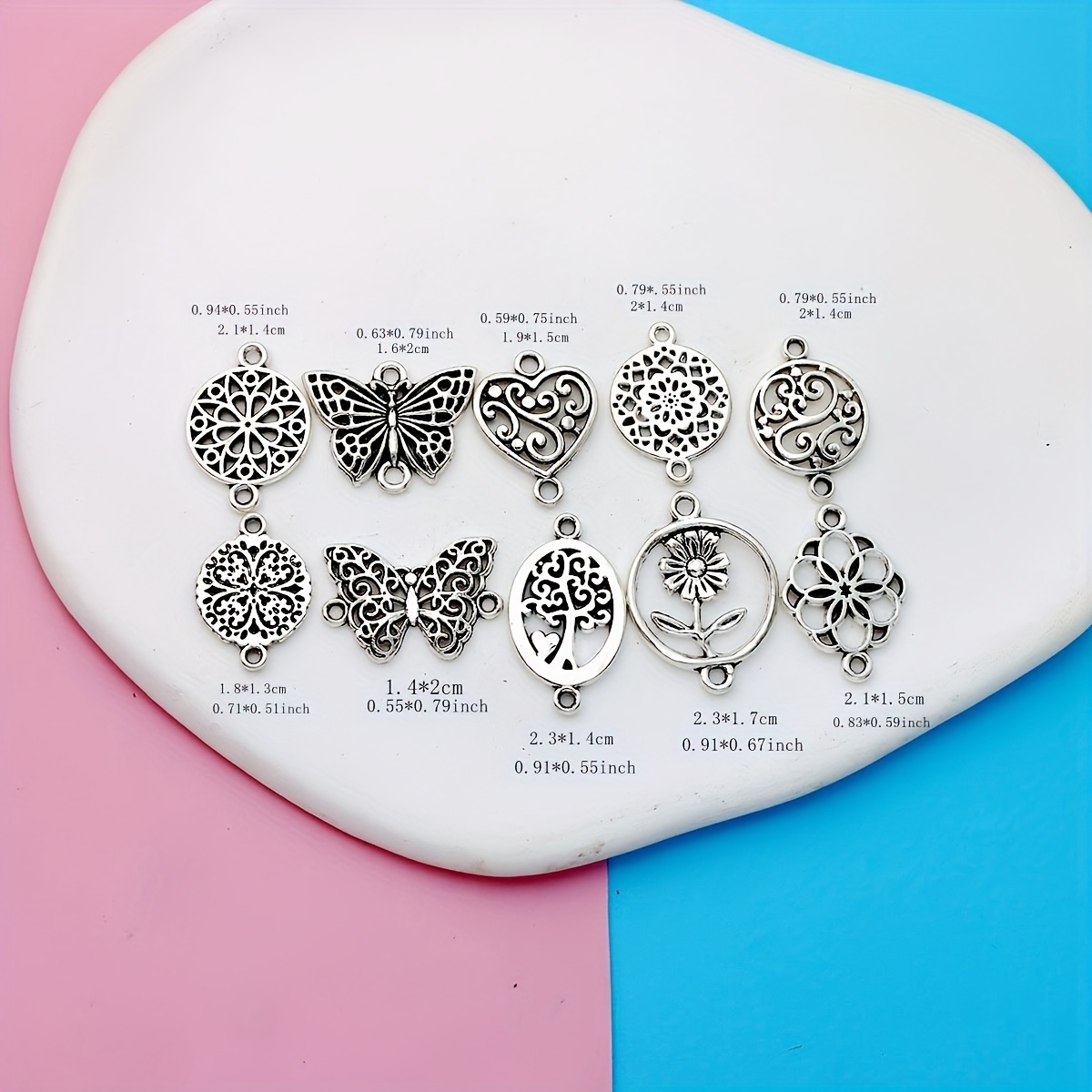 20pcs Antique Silvery-Plated Zinc Alloy Pendants